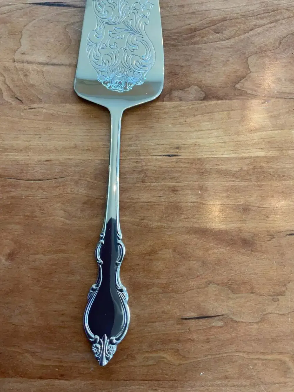 Leonard‎ Silver Stainless Steel Floral Engraved Cake Server
